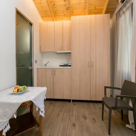 Oasis Deluxe Apartman *