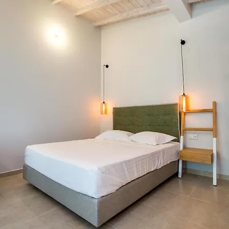 Oasis Deluxe Apartman Pefkári