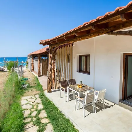 Apartman Oasis Deluxe Pefkári