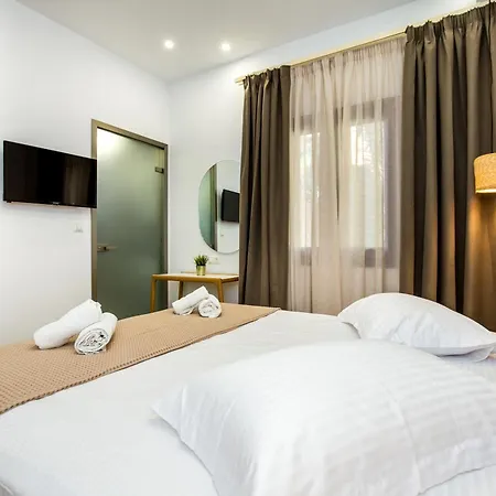 Apartman Oasis Deluxe Pefkári