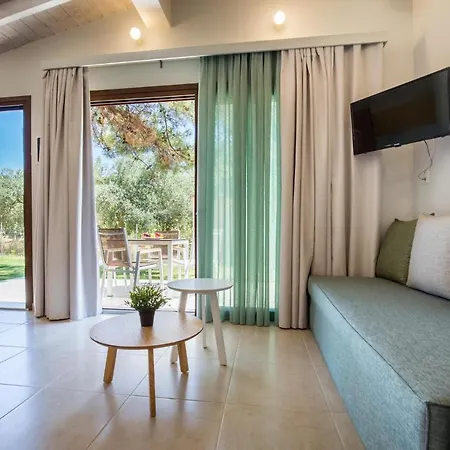 Oasis Deluxe Pefkari