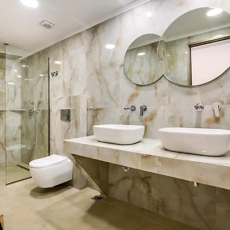 Oasis Deluxe Διαμέρισμα Πευκάρι