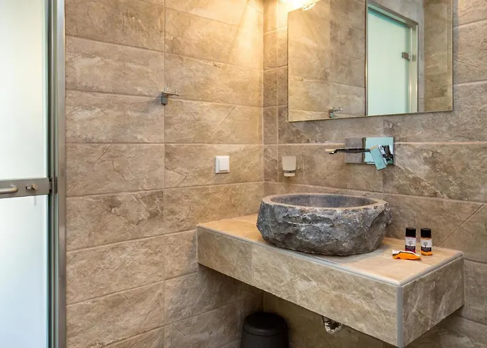 Oasis Deluxe Apartamento Pefkari