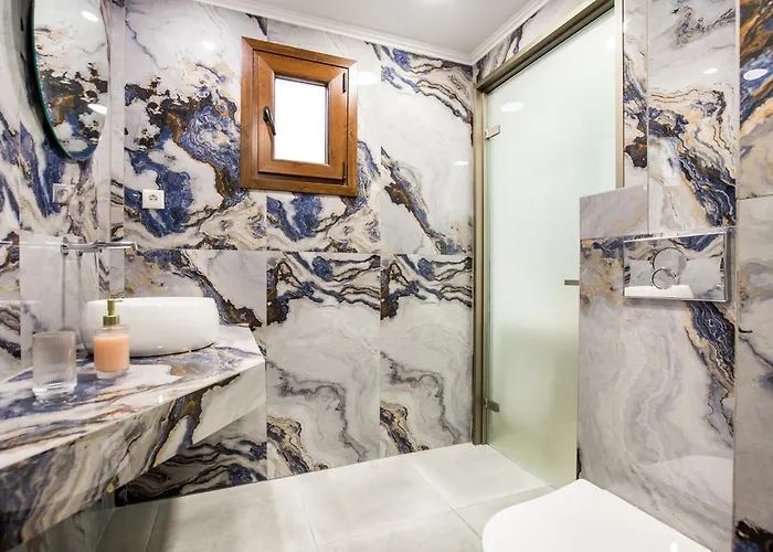 Oasis Deluxe Apartamento Pefkari